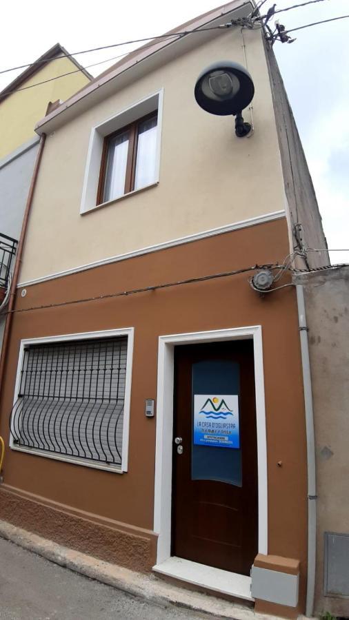 ホテル La Casa D' Ogliastra Tra Mare E Terra トルトリ エクステリア 写真