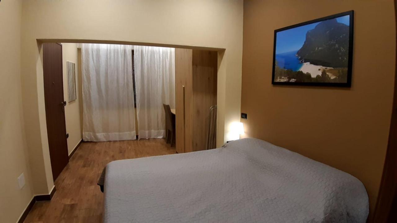 ホテル La Casa D' Ogliastra Tra Mare E Terra トルトリ エクステリア 写真